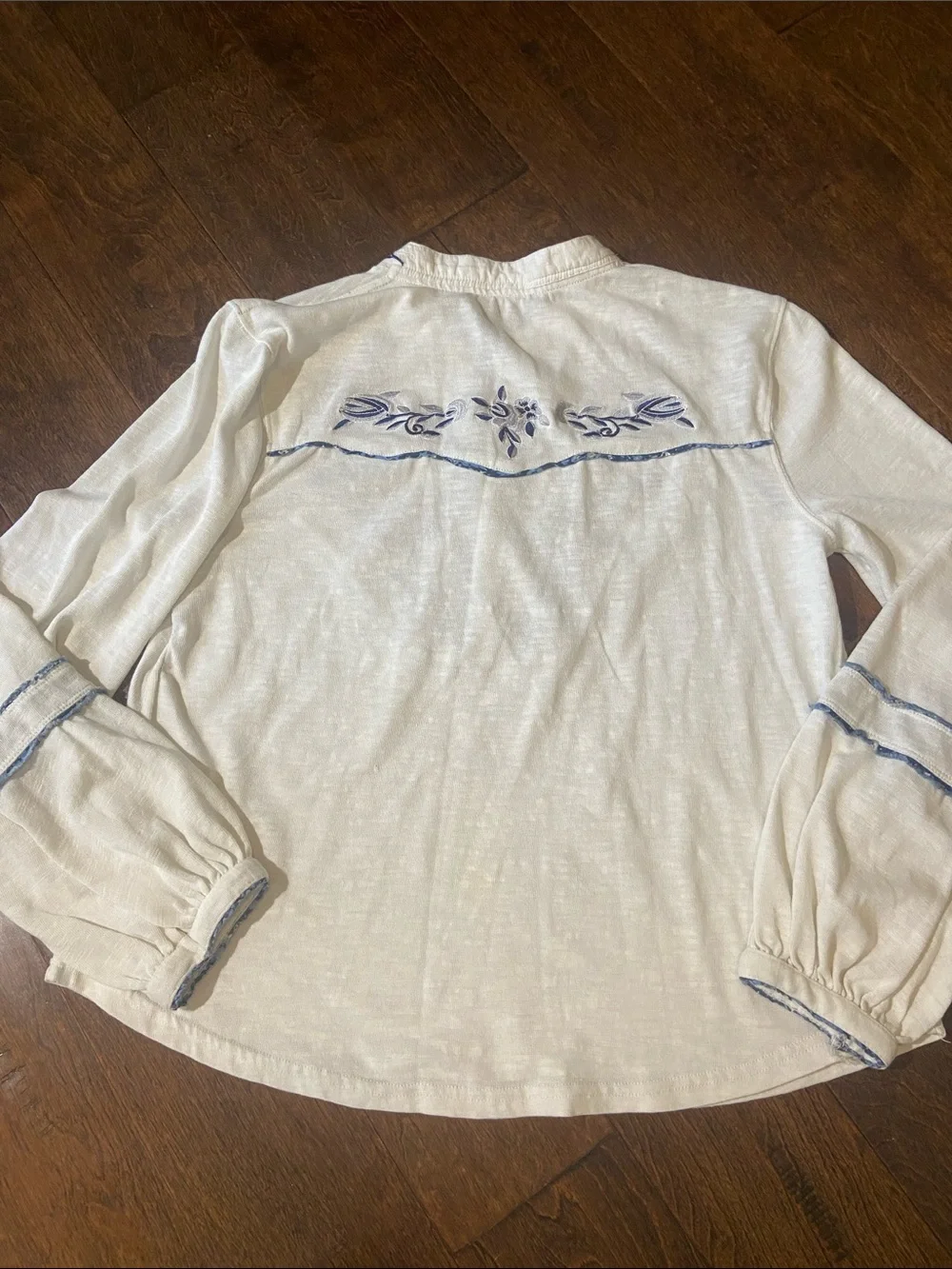 Free People Henley Top SZ L Western Bohemian Sundance Kid Embroidered Pearl Snap